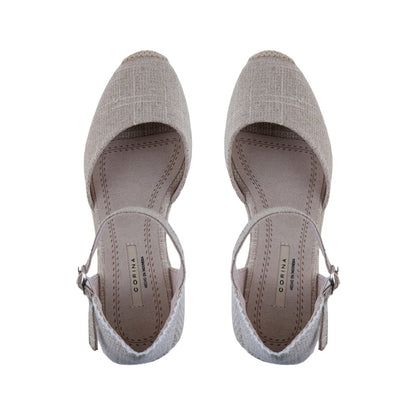 Calzado casual de cuña en yute beige para mujer