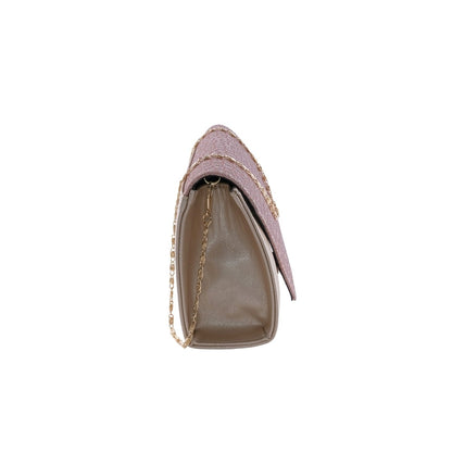 Clutch de fiesta con solapa diagonal texturizada y asa de cadena