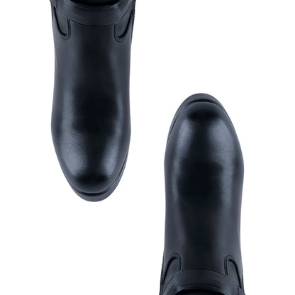 Bota alta de tacón negra para mujer elegante y moderna