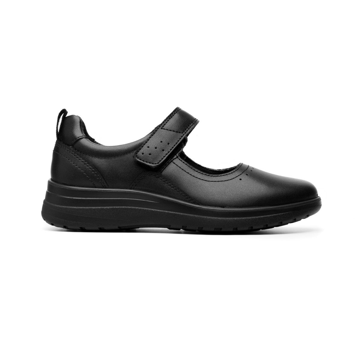 Zapato flat cerrado negro para mujer con suela plana de perfil grueso