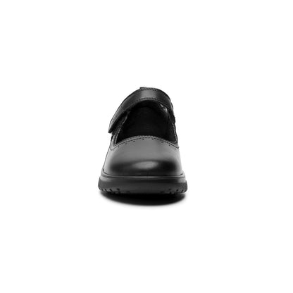 Flat casual negro mate con cierre de velcro vista tres cuartos