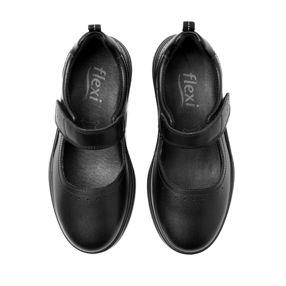 Zapato flat negro para diario y escuela con puntera redonda