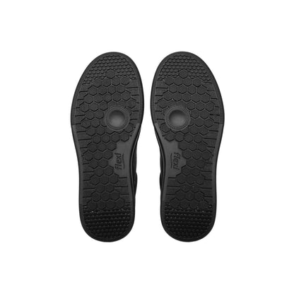 Tenis casual monocromático FLEXI para hombre