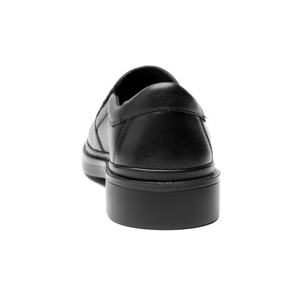 Zapato negro de piel sin agujetas para hombre