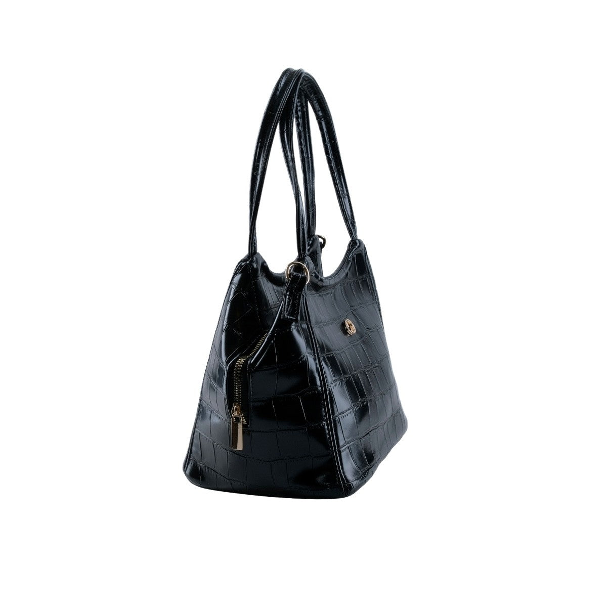 Bolsa negra brillosa con herrajes dorados y detalle frontal central