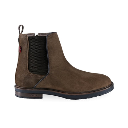 Bota corta Chelsea café con puntera redonda y suela de goma tipo track