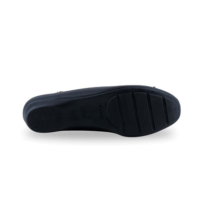 Zapato flat negro de mujer con moño y acabado texturizado
