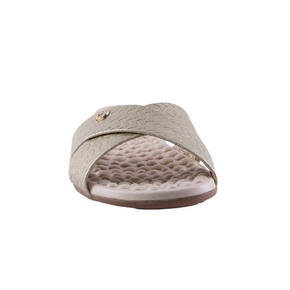 Sandalia slide verano con suela plana de relieve color dorado
