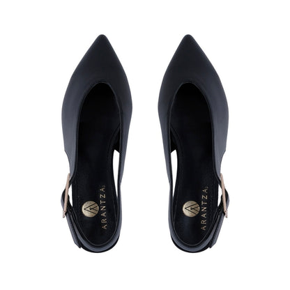 Zapatilla STS negra de punta fina y correa ajustable