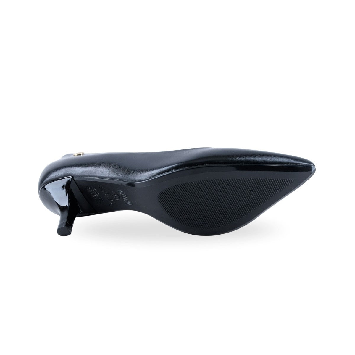 Zapato de tacón puntiagudo negro para looks formales de mujer
